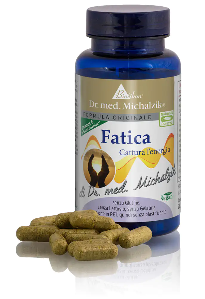Fatica - Capsule per Ottimizzazione Energetica Bottiglia di capsule Fatica, 60 pezzi, capsule verdi su sfondo bianco.