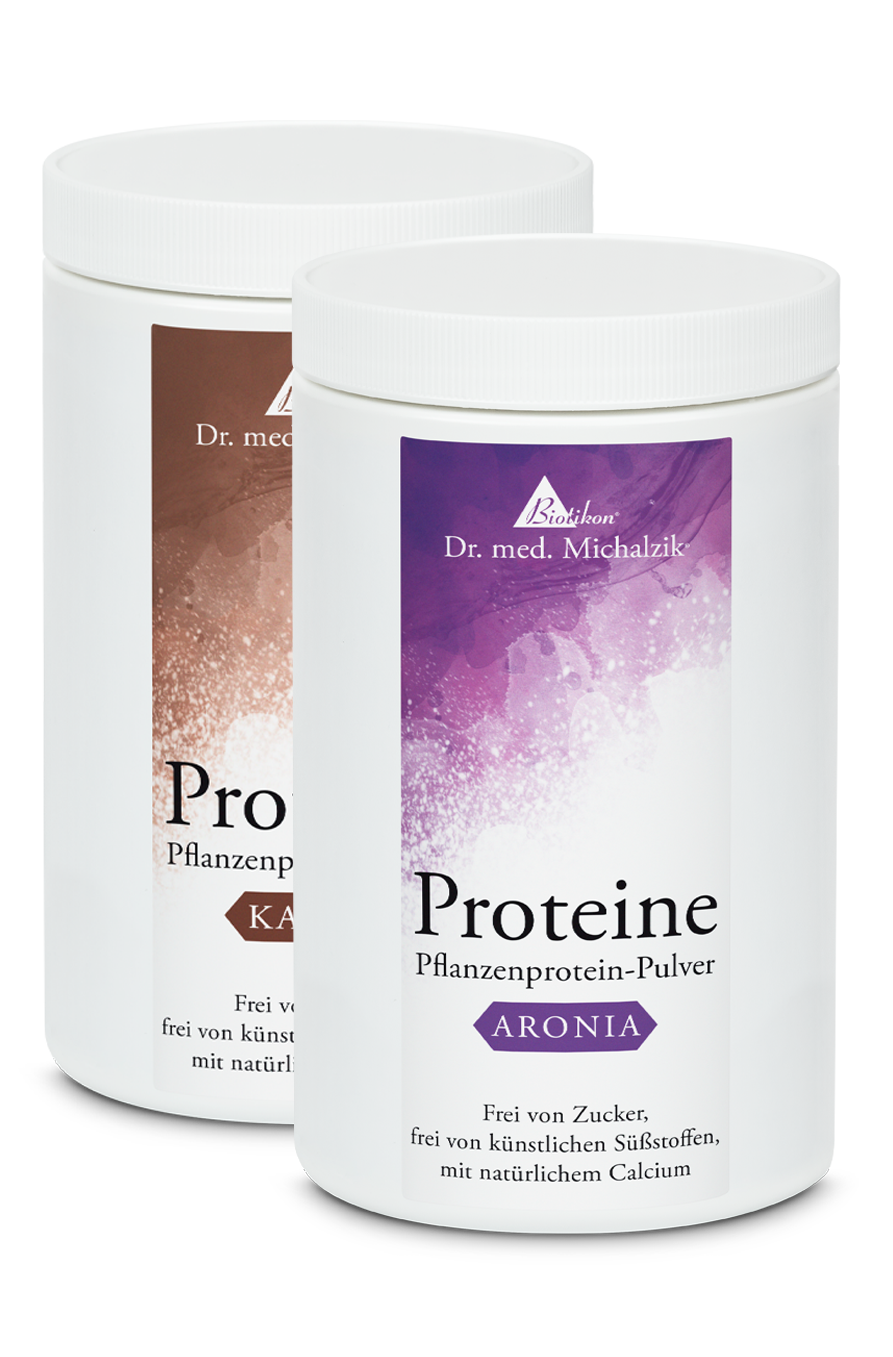 Polvere di Proteine Vegetali Aronia – 400 g Due barattoli di polvere di proteine vegetali bianche, gusti Aronia e cacao, 400 g.