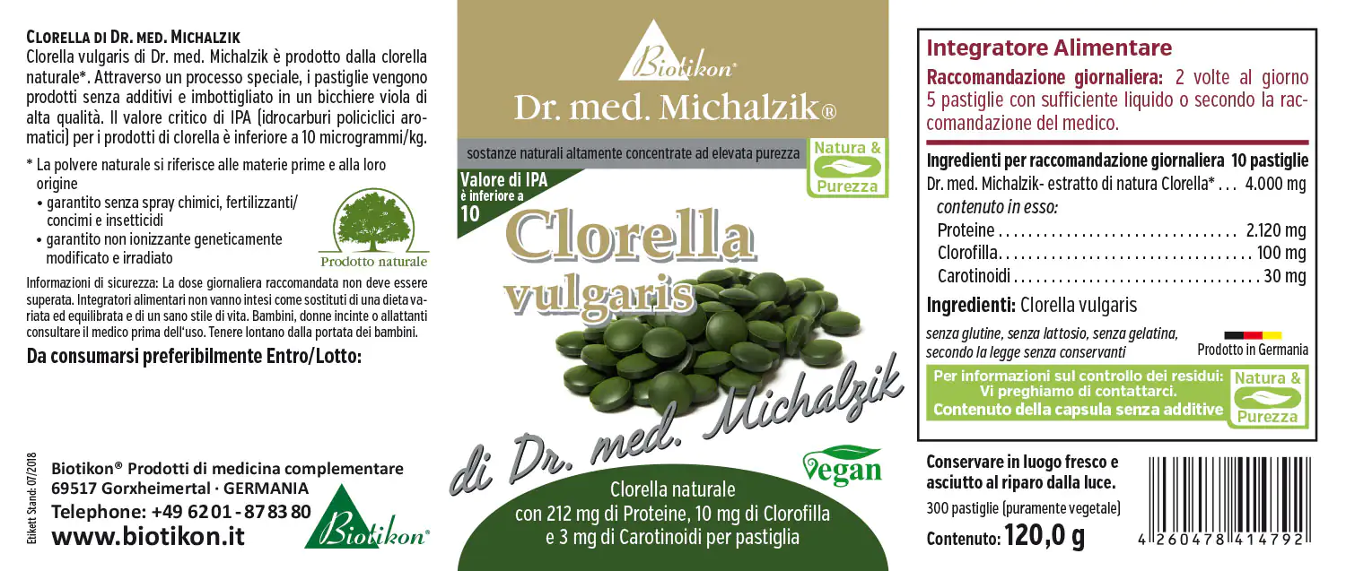 Chlorella Vulgaris - 300 Compresse Compresse di Chlorella vulgaris, 120 g, capsule verdi in confezione, vegane, prodotte in Germania.